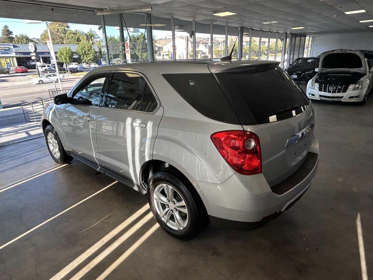 2012 Chevrolet Equinox LS photo 15