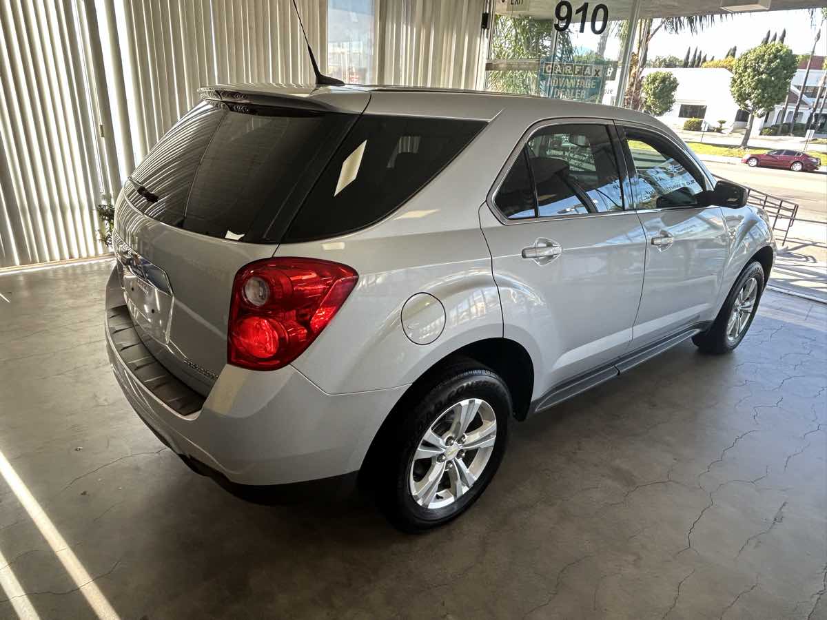 2012 Chevrolet Equinox LS photo 17