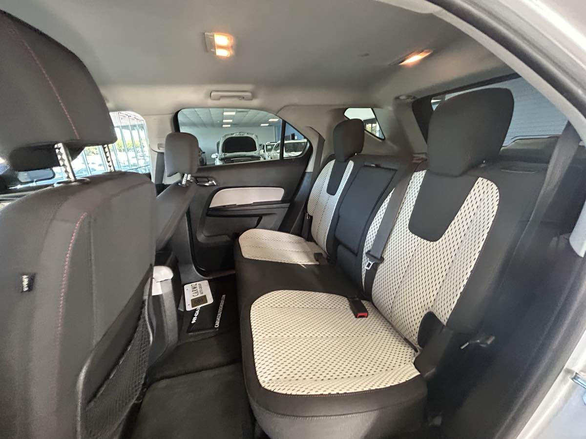 2012 Chevrolet Equinox LS photo 38