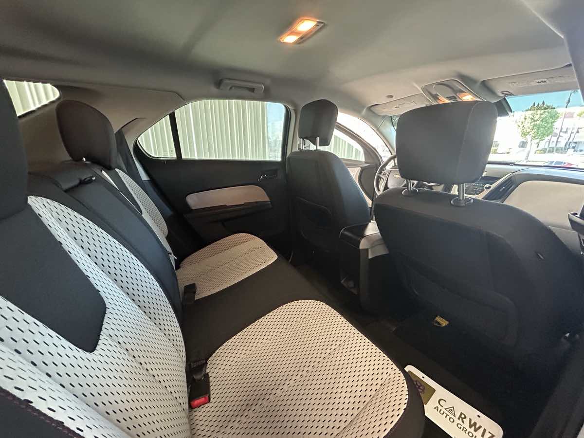 2012 Chevrolet Equinox LS photo 40