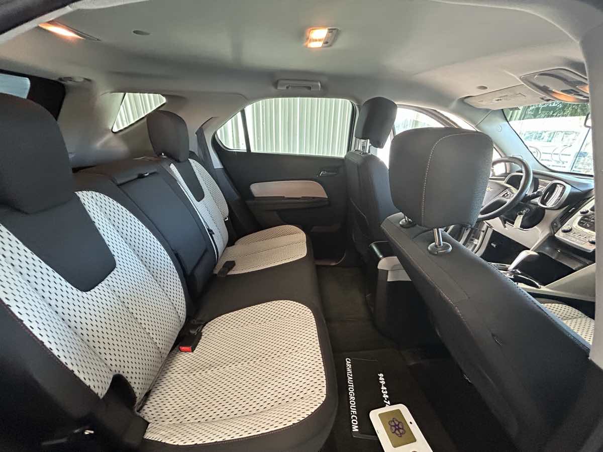 2012 Chevrolet Equinox LS photo 41