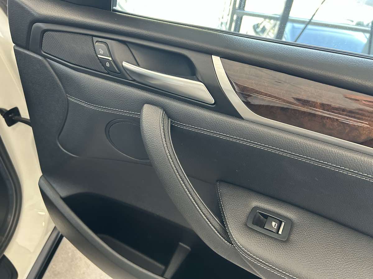 2017 Bmw X3 xDrive28i photo 23