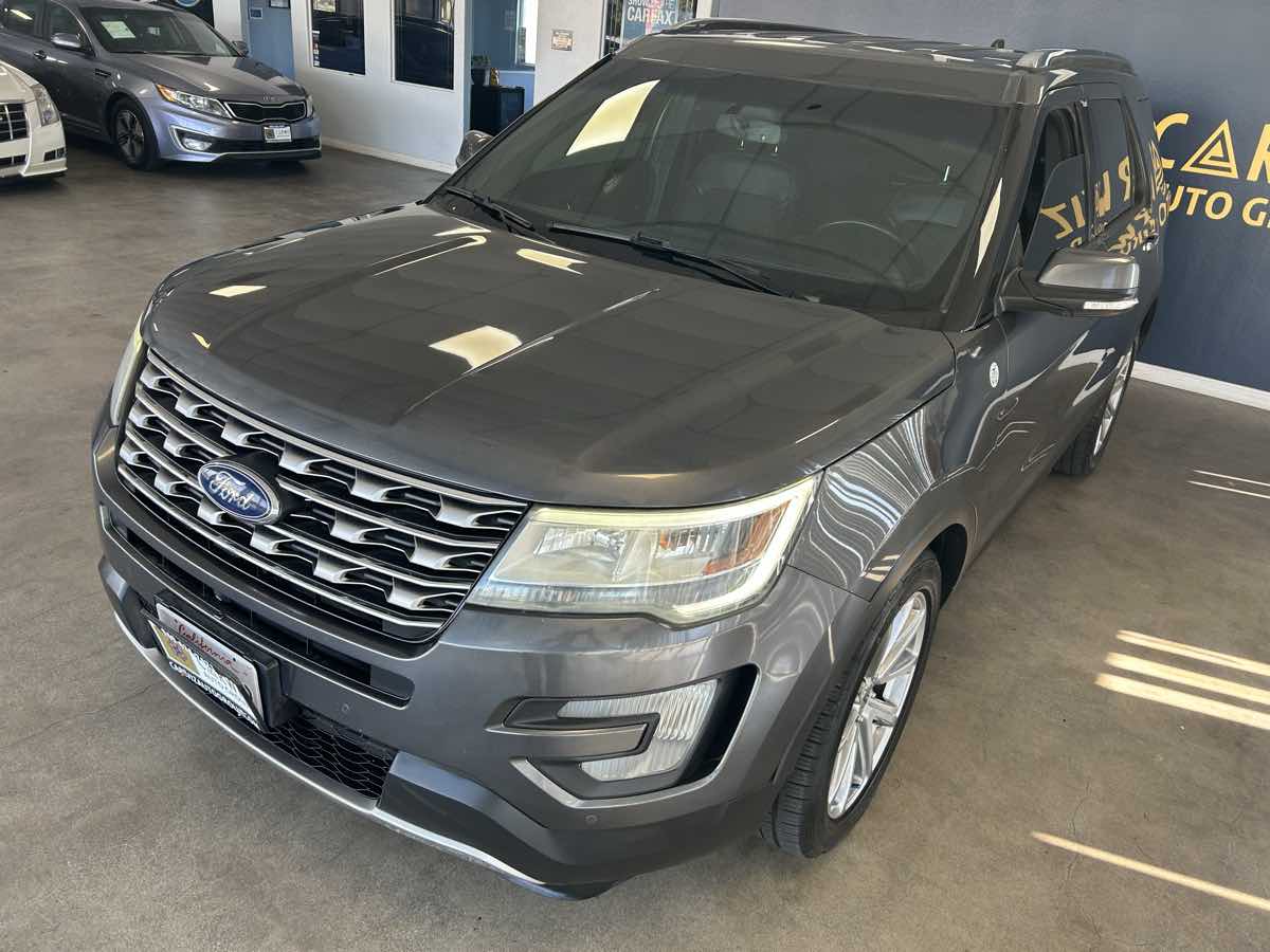 2016 Ford Explorer Limited photo 6