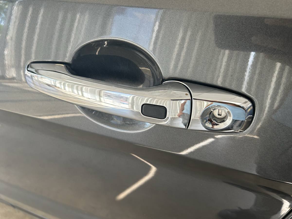 2016 Ford Explorer Limited photo 22