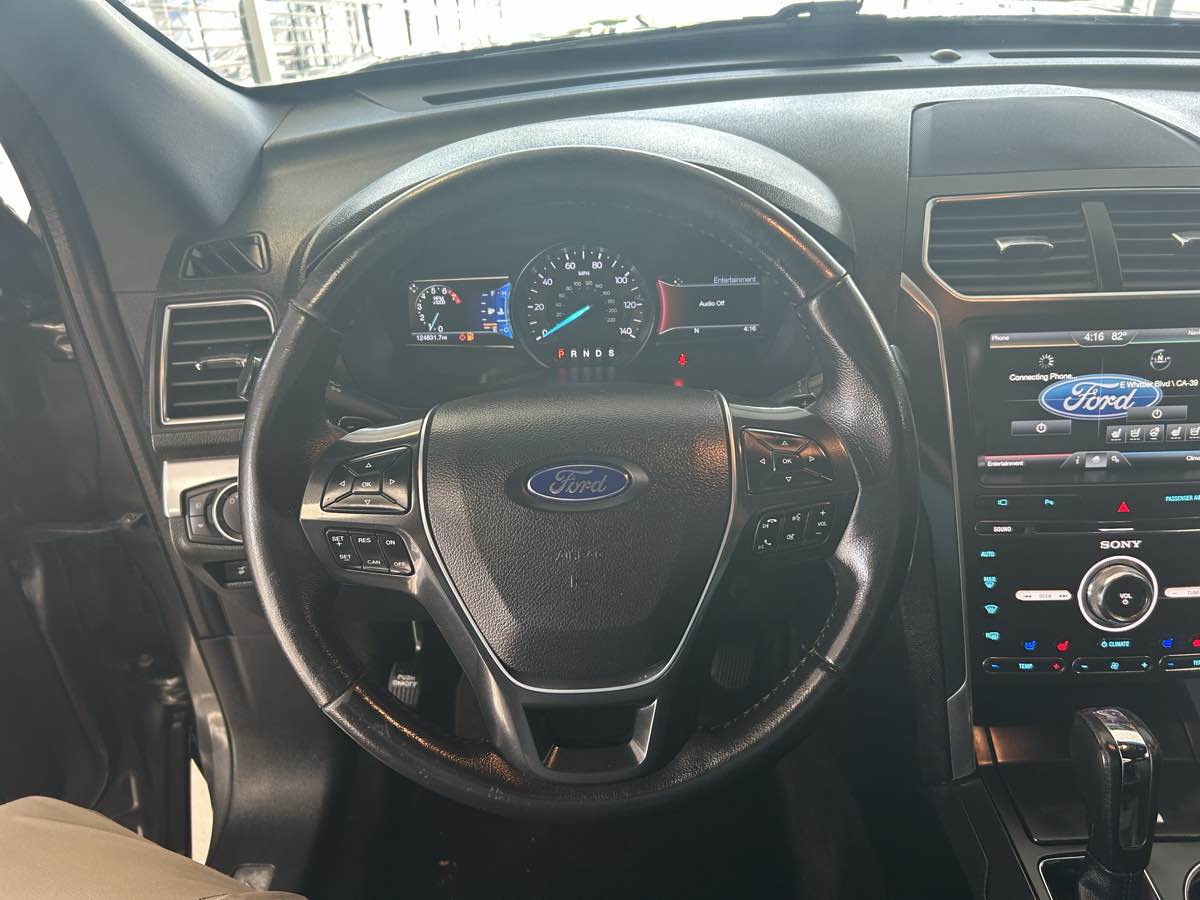 2016 Ford Explorer Limited photo 33