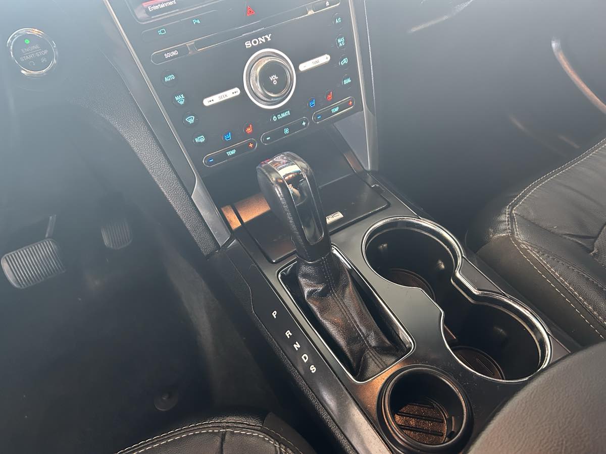 2016 Ford Explorer Limited photo 34