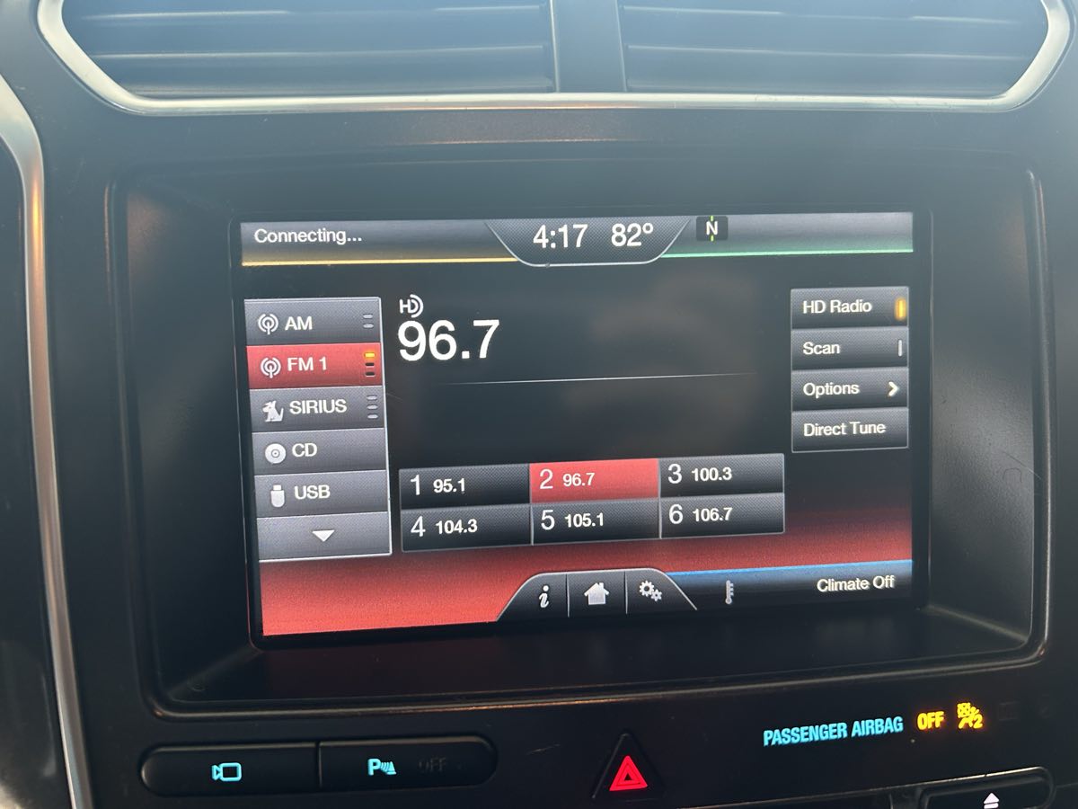 2016 Ford Explorer Limited photo 40