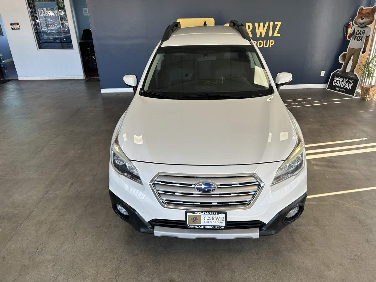 2016 Subaru Outback 3.6R Limited photo 2