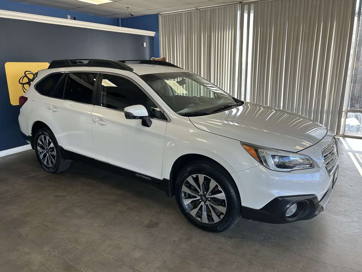 2016 Subaru Outback 3.6R Limited photo 4