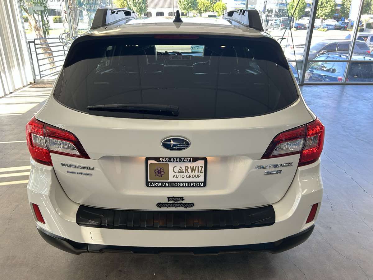 2016 Subaru Outback 3.6R Limited photo 14