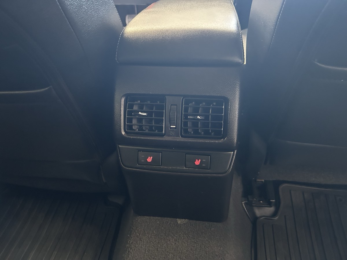 2016 Subaru Outback 3.6R Limited photo 37
