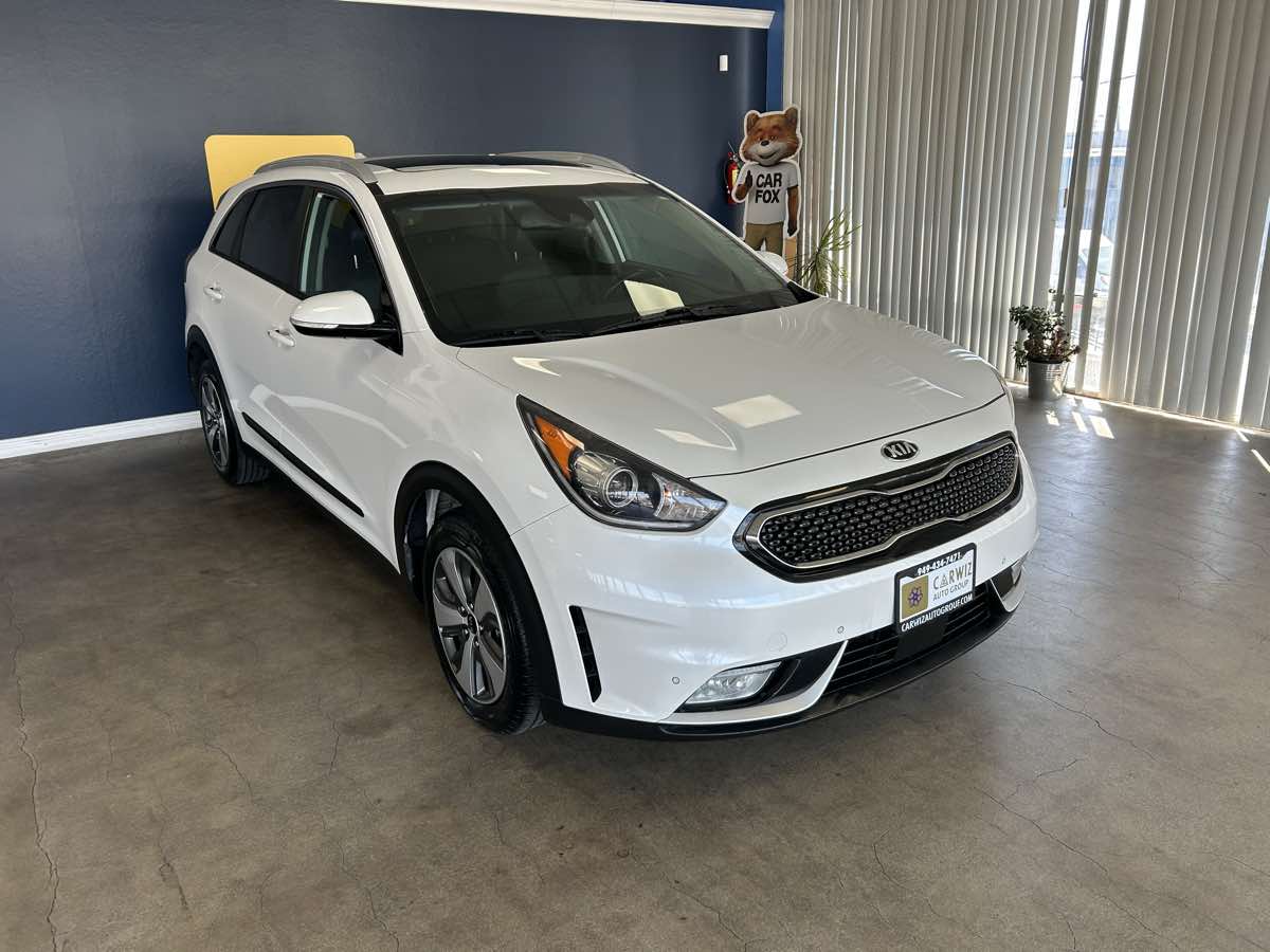 2018 Kia Niro EX Premium photo 2