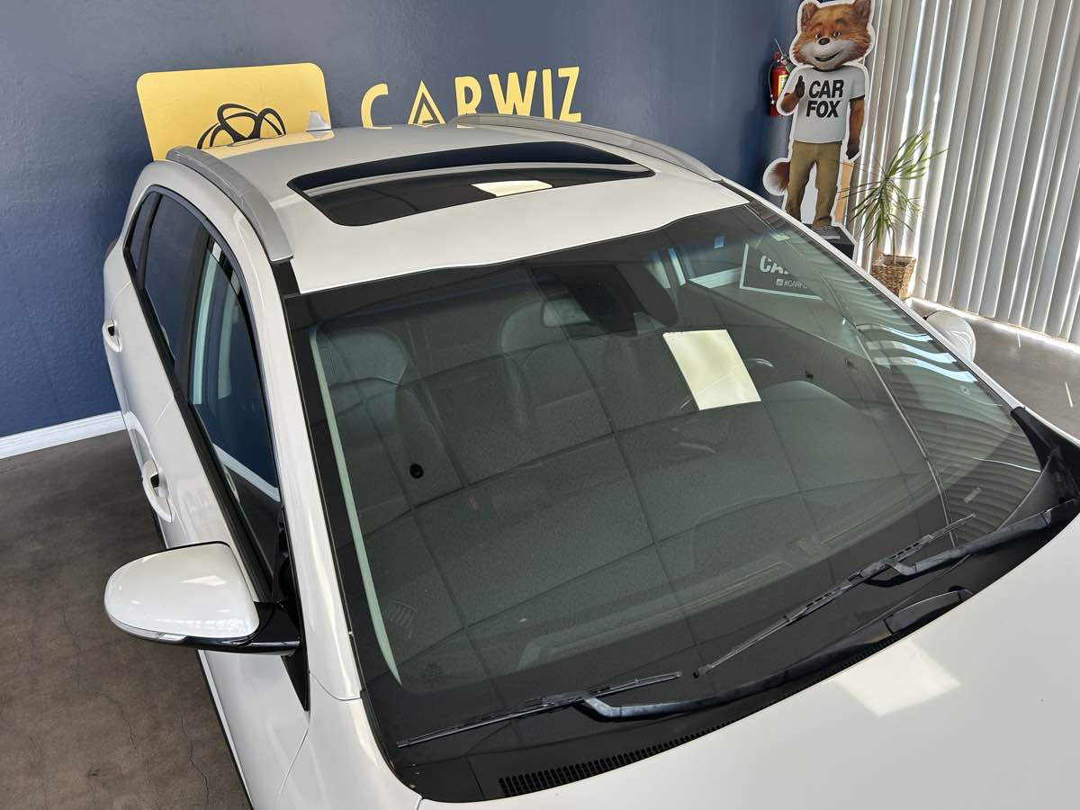 2018 Kia Niro EX Premium photo 11