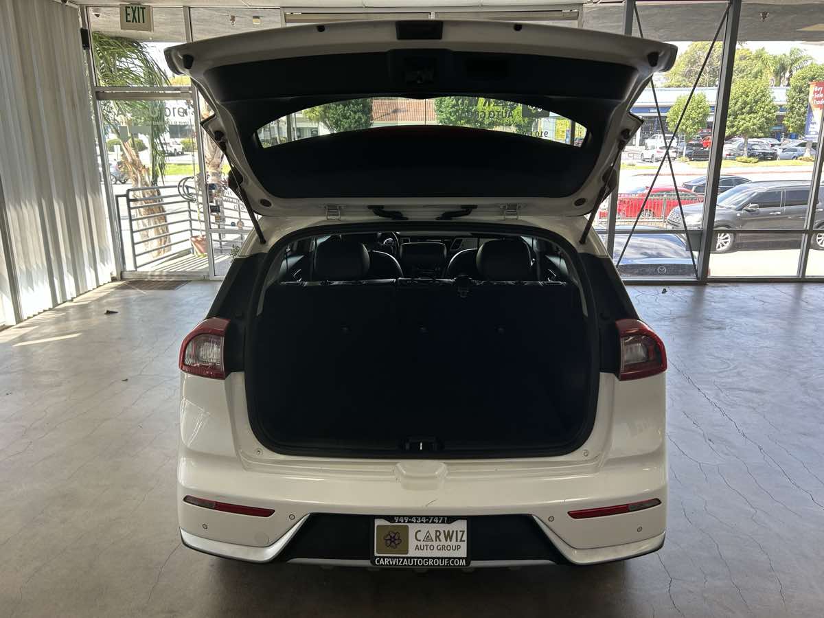 2018 Kia Niro EX Premium photo 18