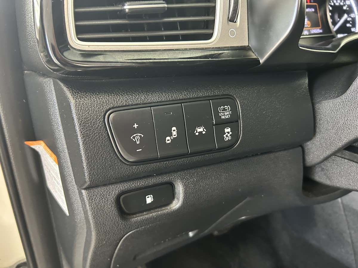 2018 Kia Niro EX Premium photo 27