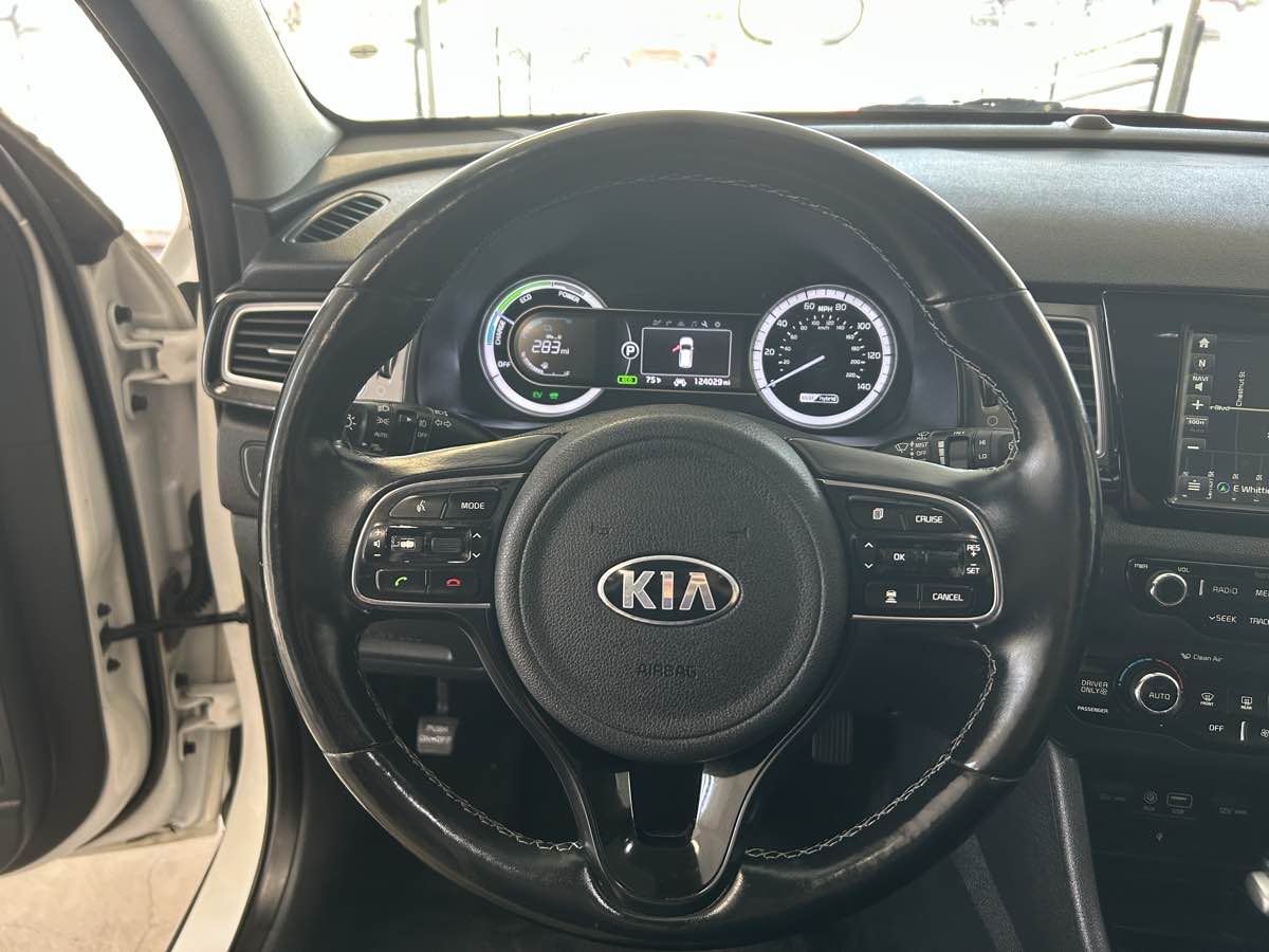 2018 Kia Niro EX Premium photo 29