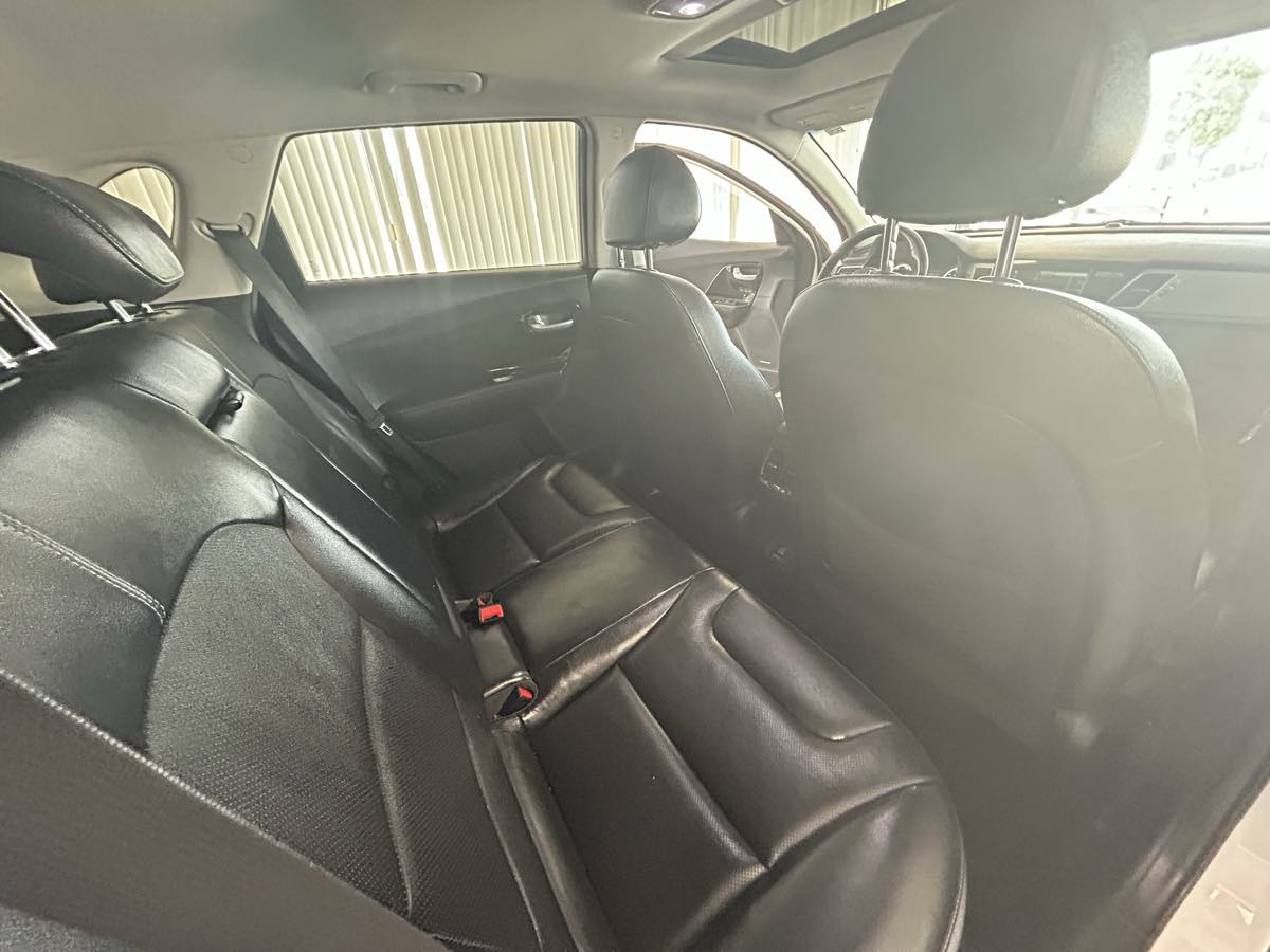 2018 Kia Niro EX Premium photo 44
