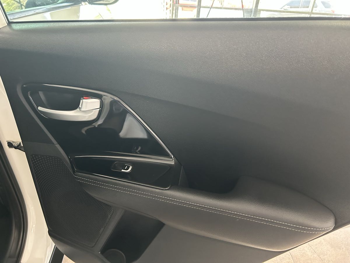 2018 Kia Niro EX Premium photo 45