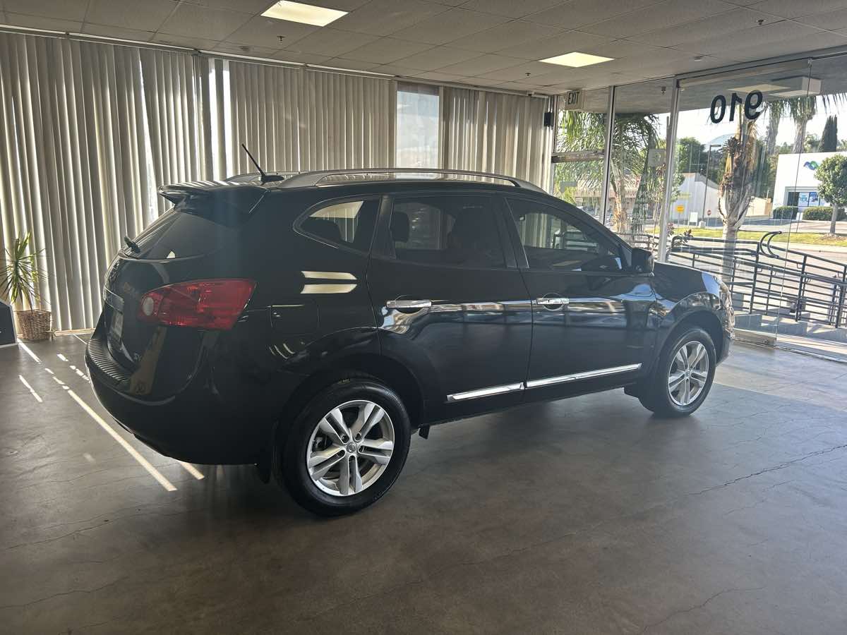 2013 Nissan Rogue SV photo 6