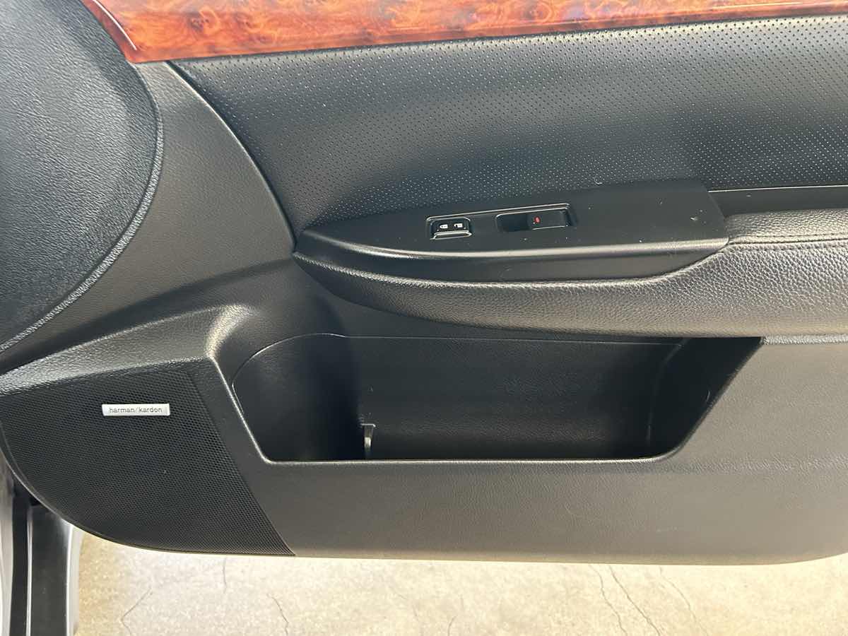 2011 Subaru Outback 2.5i Limited photo 37