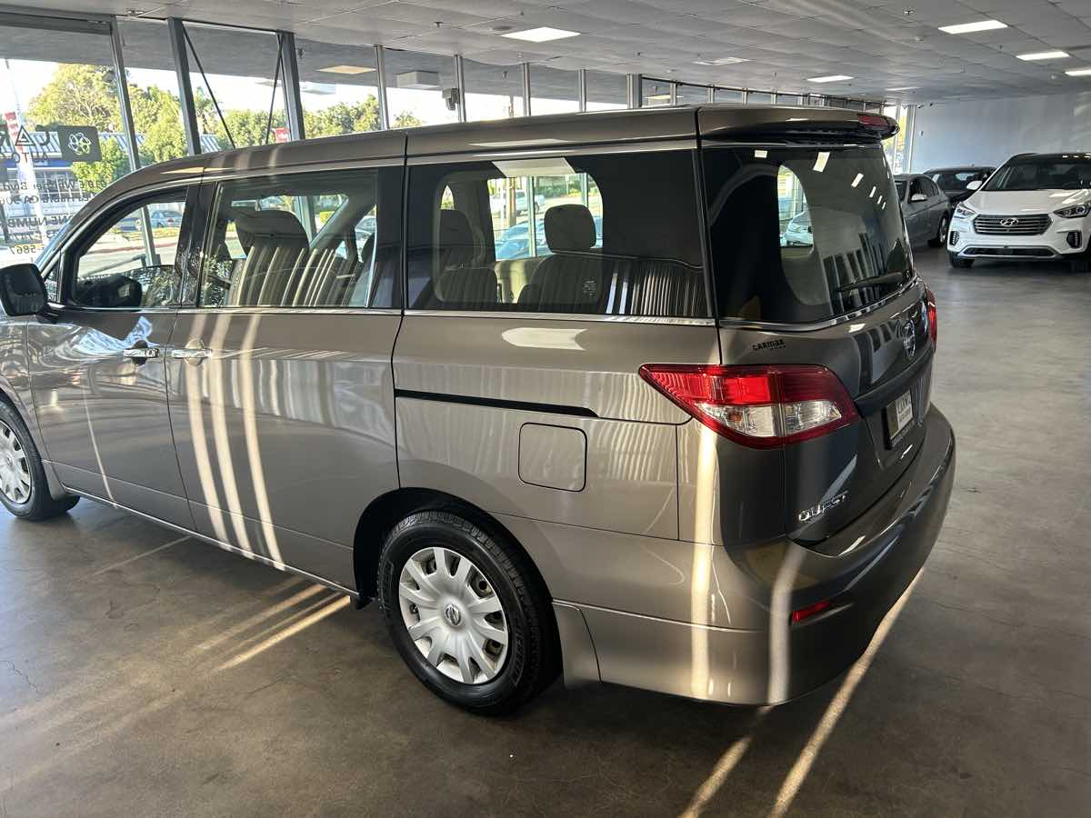 2015 Nissan Quest S photo 8