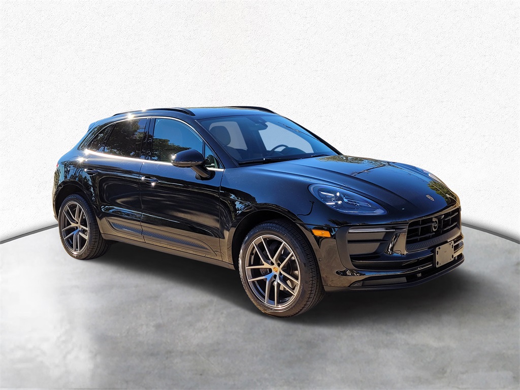 2023 Porsche Macan 