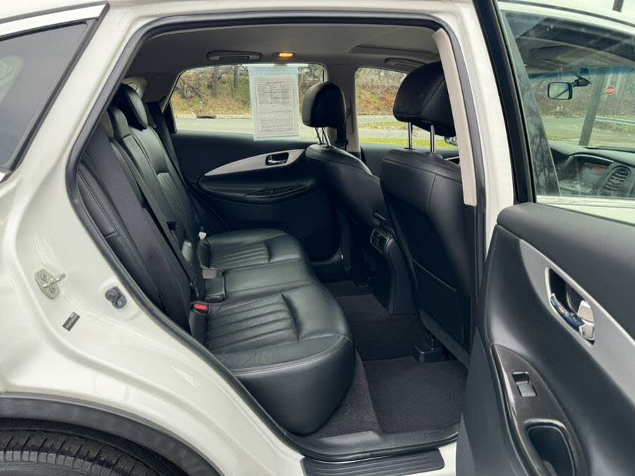2017 Infiniti QX50 photo 12