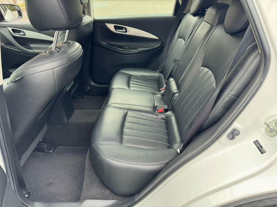 2017 Infiniti QX50 photo 14