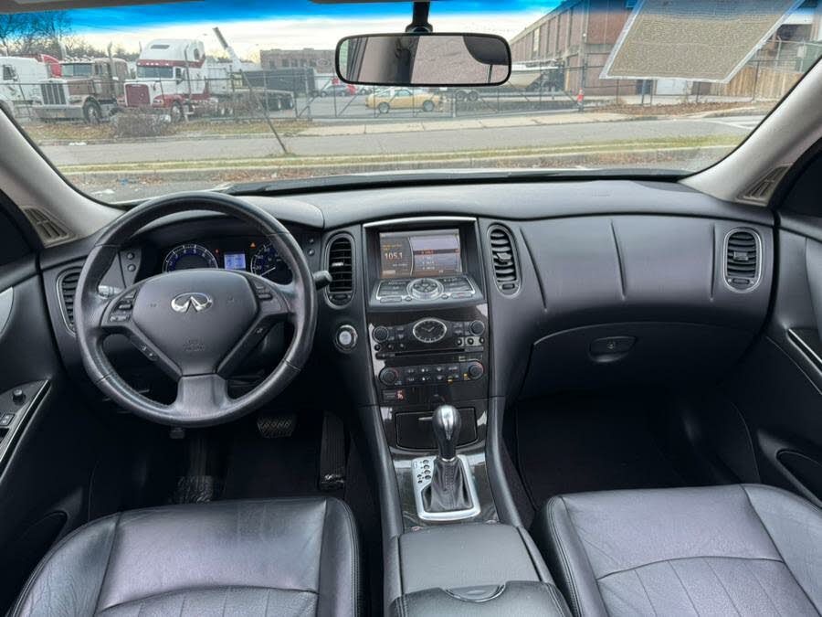2017 Infiniti QX50 photo 19