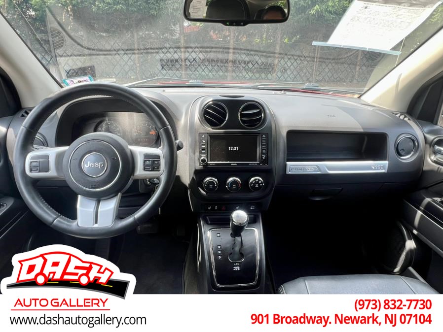 2017 Jeep Compass Sport photo 25