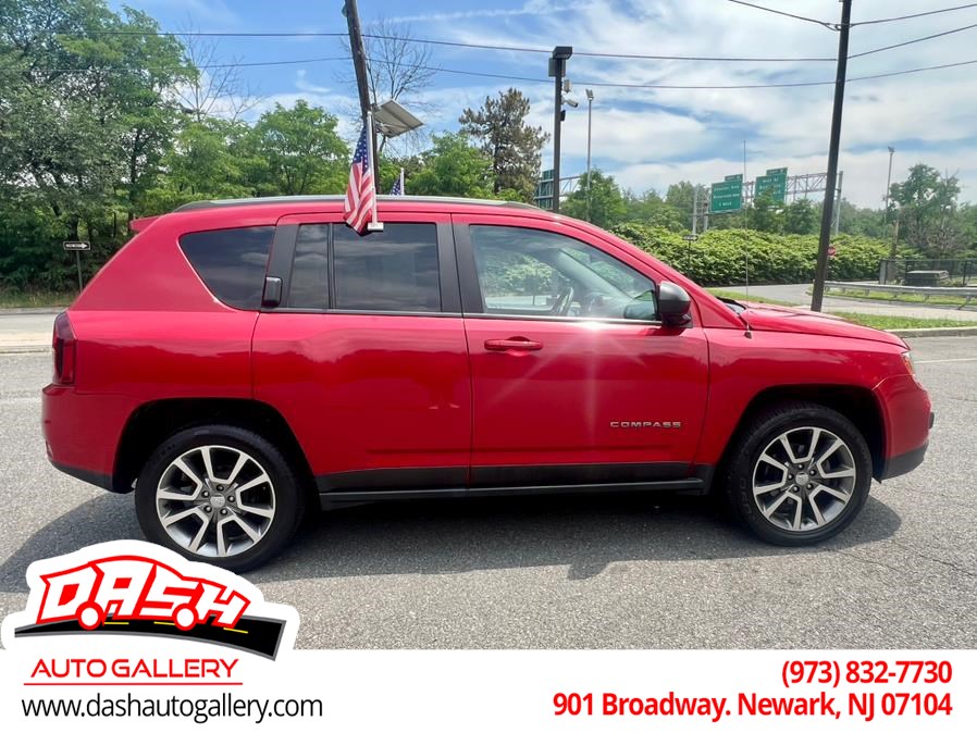 2017 Jeep Compass Sport photo 8