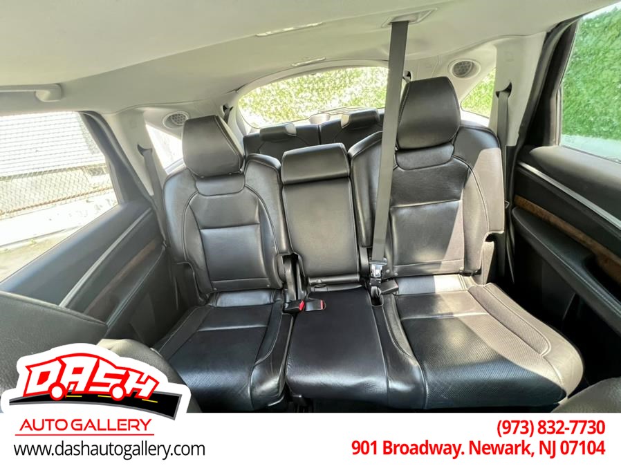 2020 Acura MDX SH-AWD Technology photo 30