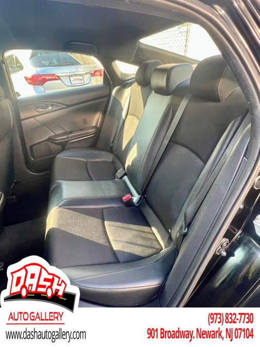 2019 Honda Civic Sport photo 22