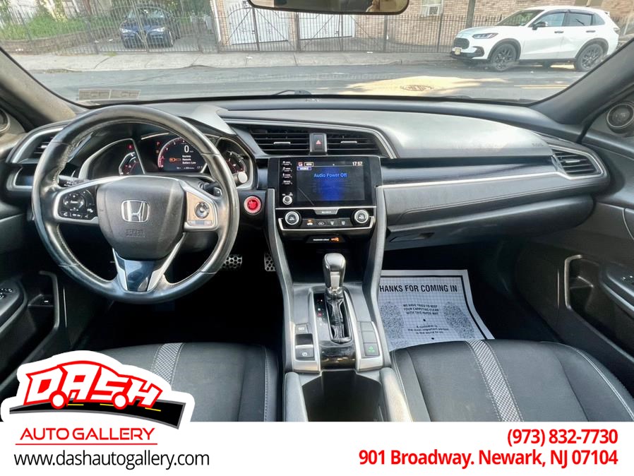 2019 Honda Civic Sport photo 12