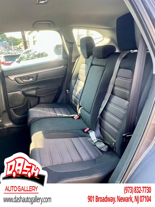 2018 Honda CR-V LX photo 24