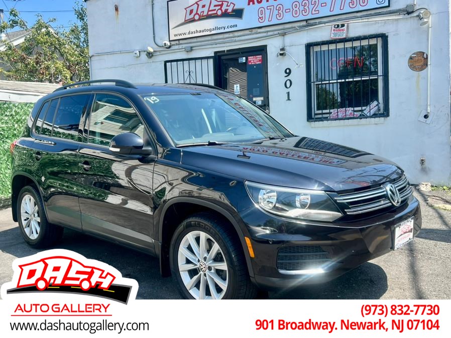 2017 Volkswagen Tiguan S Limited photo 4