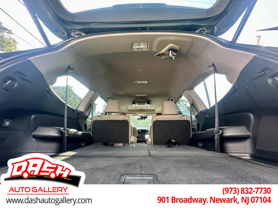 2020 Honda Pilot Touring photo 47