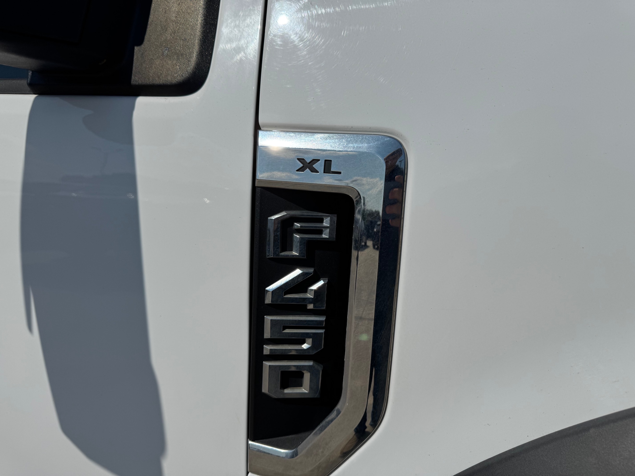 2019 Ford F-450 Super Duty Chassis Cab XL - Photo 12