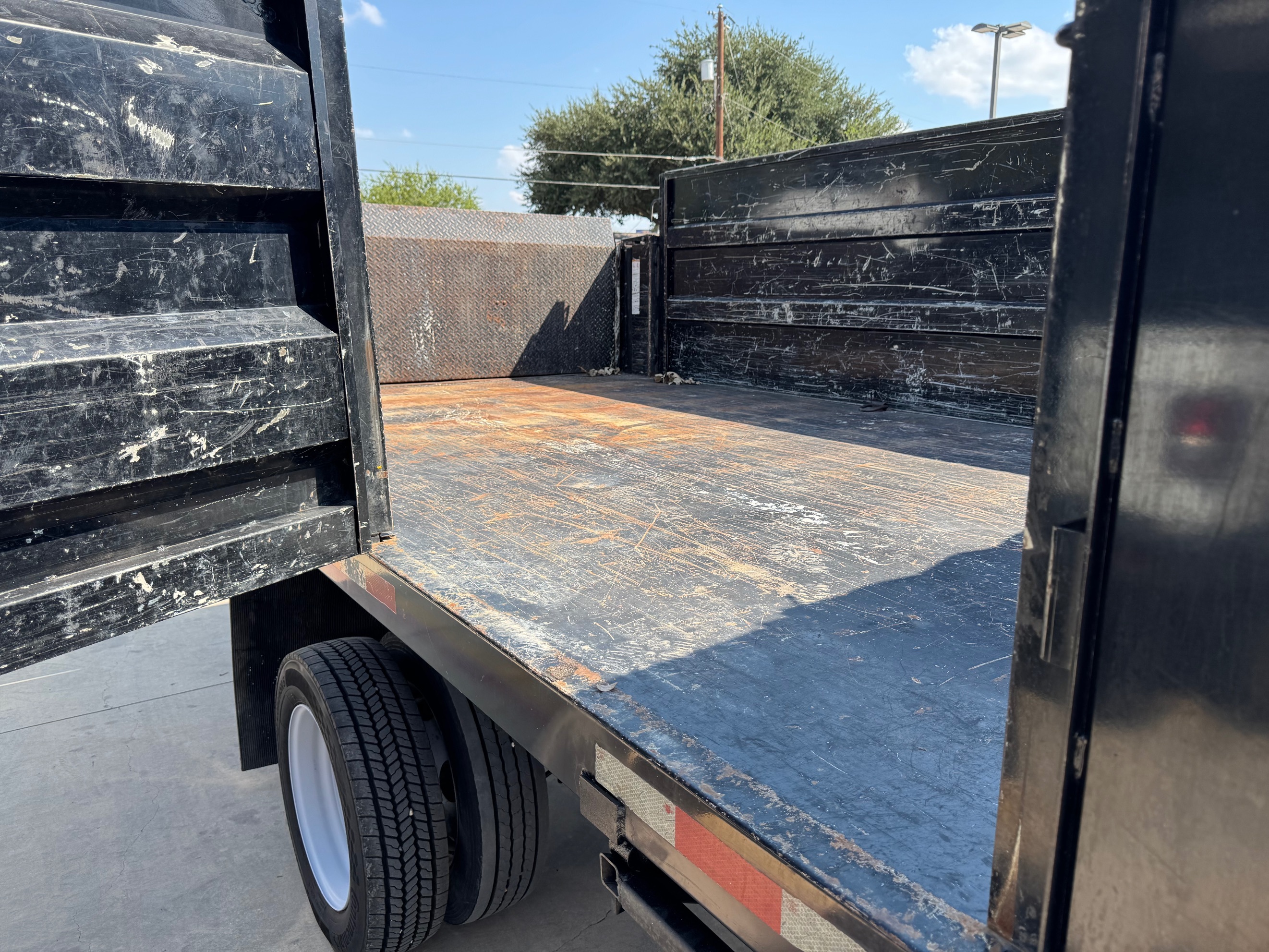 2019 Ford F-450 Super Duty Chassis Cab XL - Photo 11