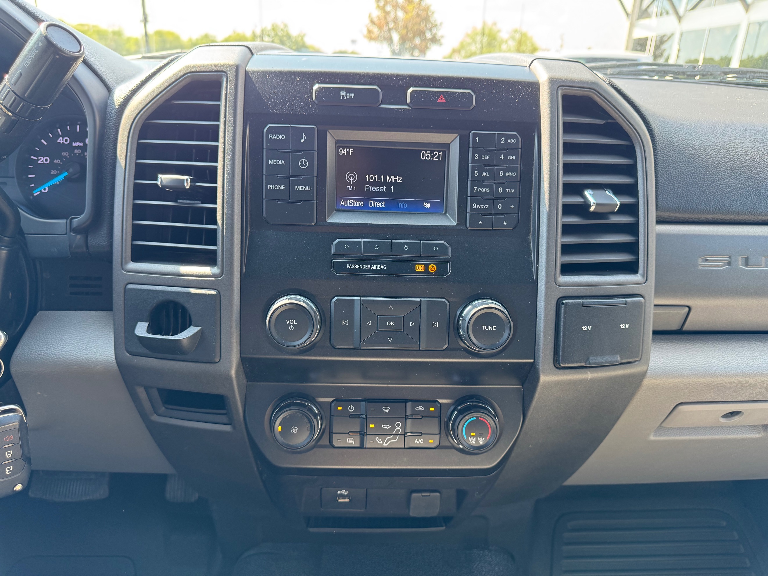 2019 Ford F-450 Super Duty Chassis Cab XL - Photo 20
