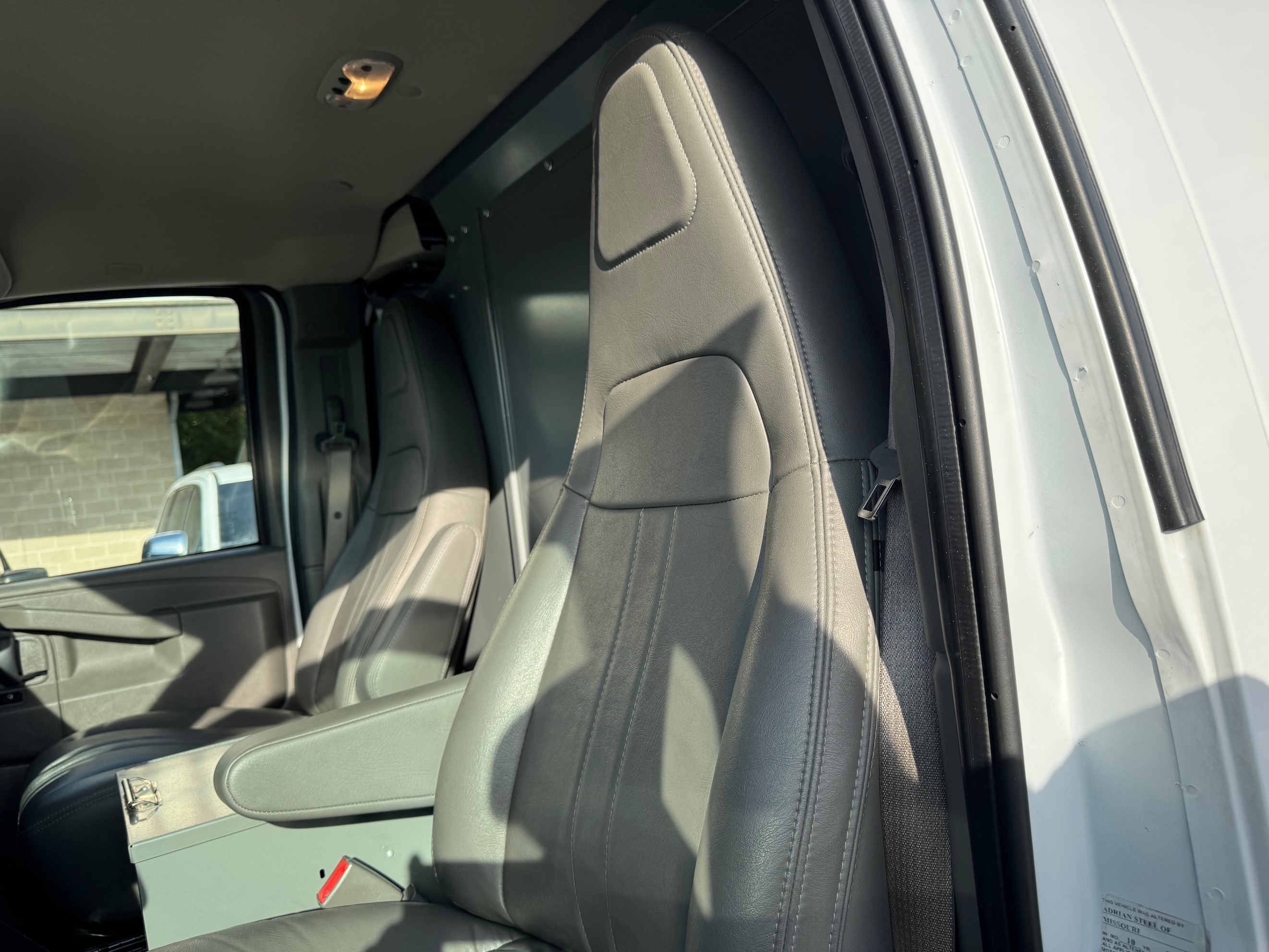 2023 Chevrolet Express Cargo Work Van - Photo 13