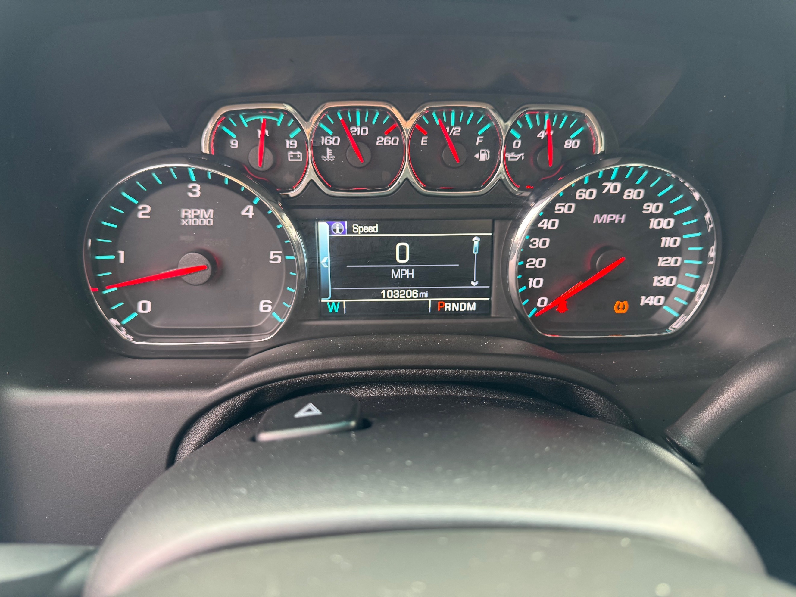 2016 Chevrolet Tahoe LT - Photo 19