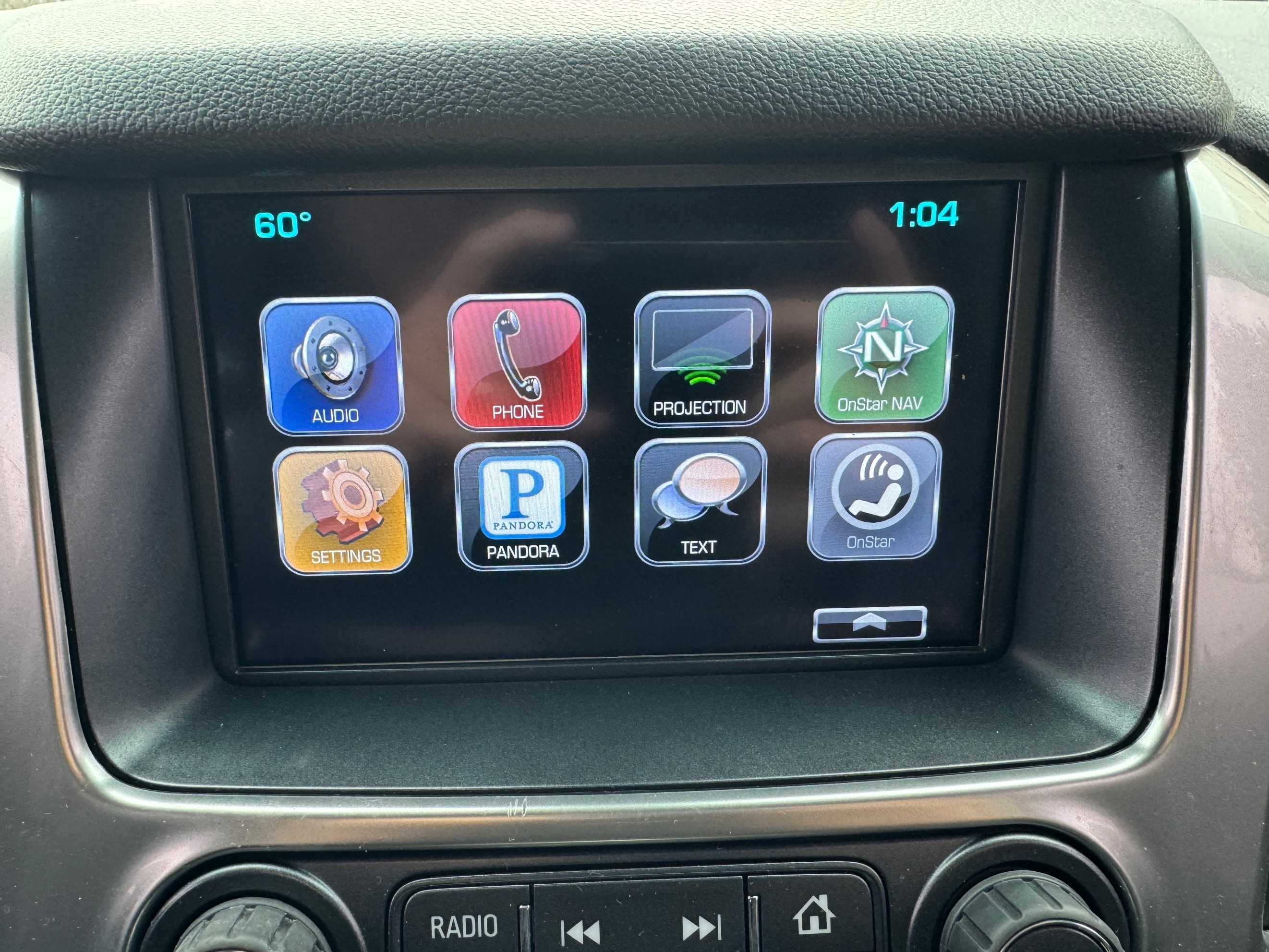 2016 Chevrolet Tahoe LT - Photo 22