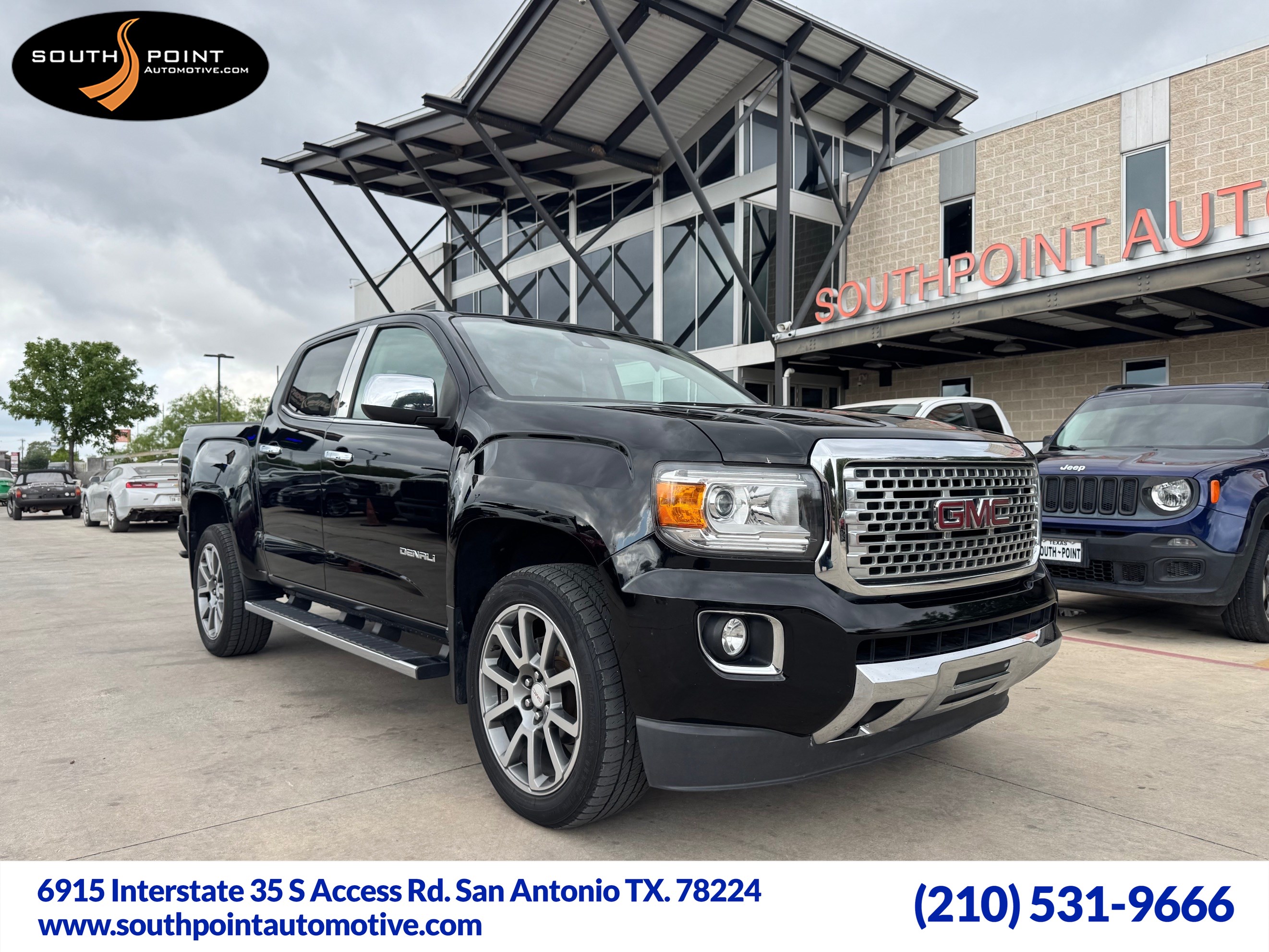 2019 GMC Canyon 4WD Denali Crew Cab Short Box's photo