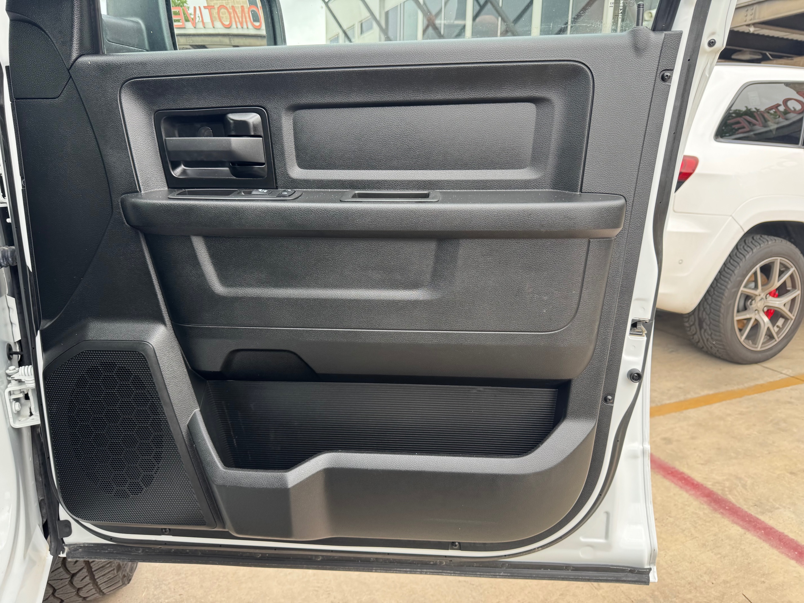 2022 RAM Ram 1500 Classic Express - Photo 23