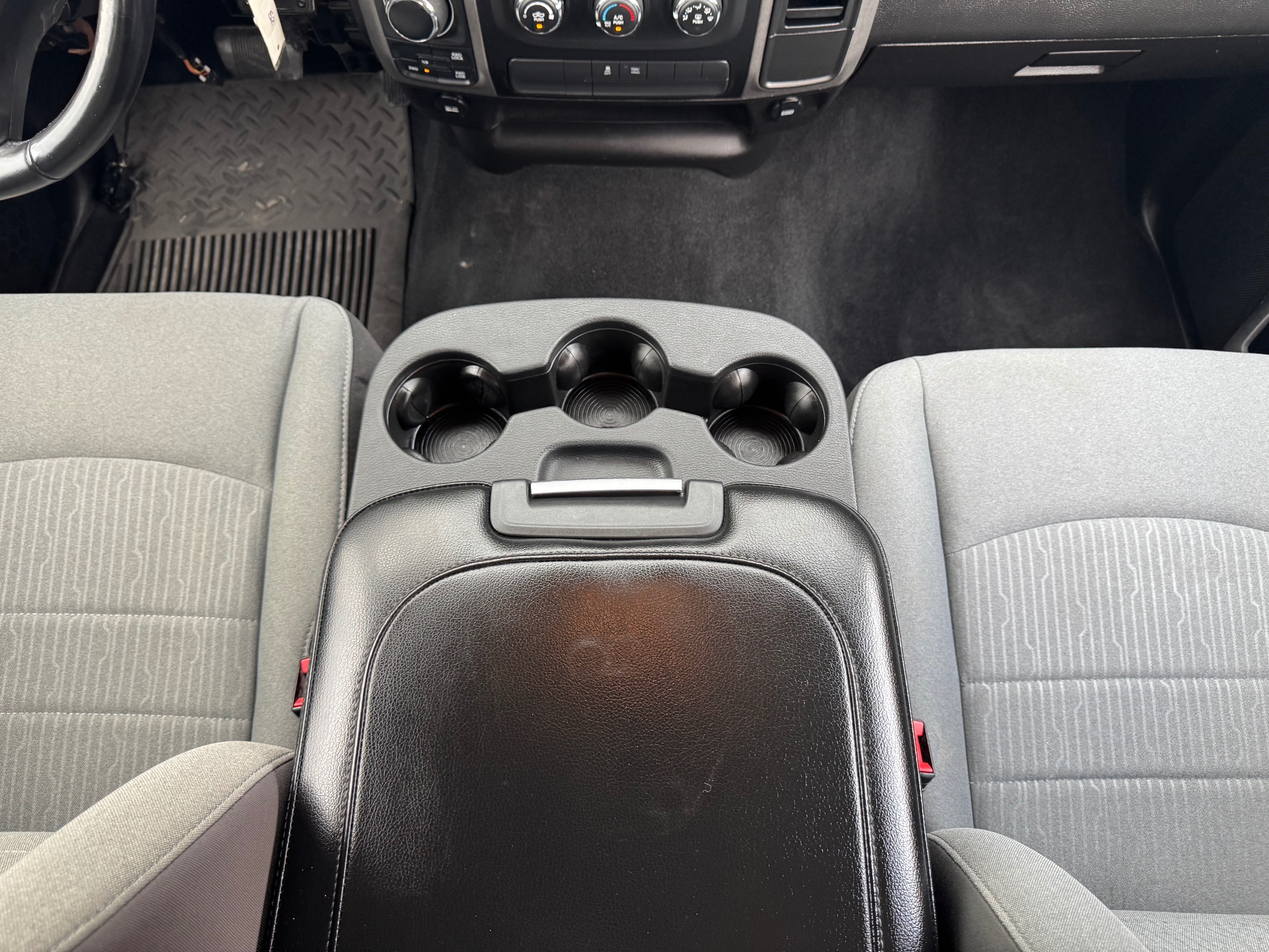 2022 RAM Ram 1500 Classic Express - Photo 29
