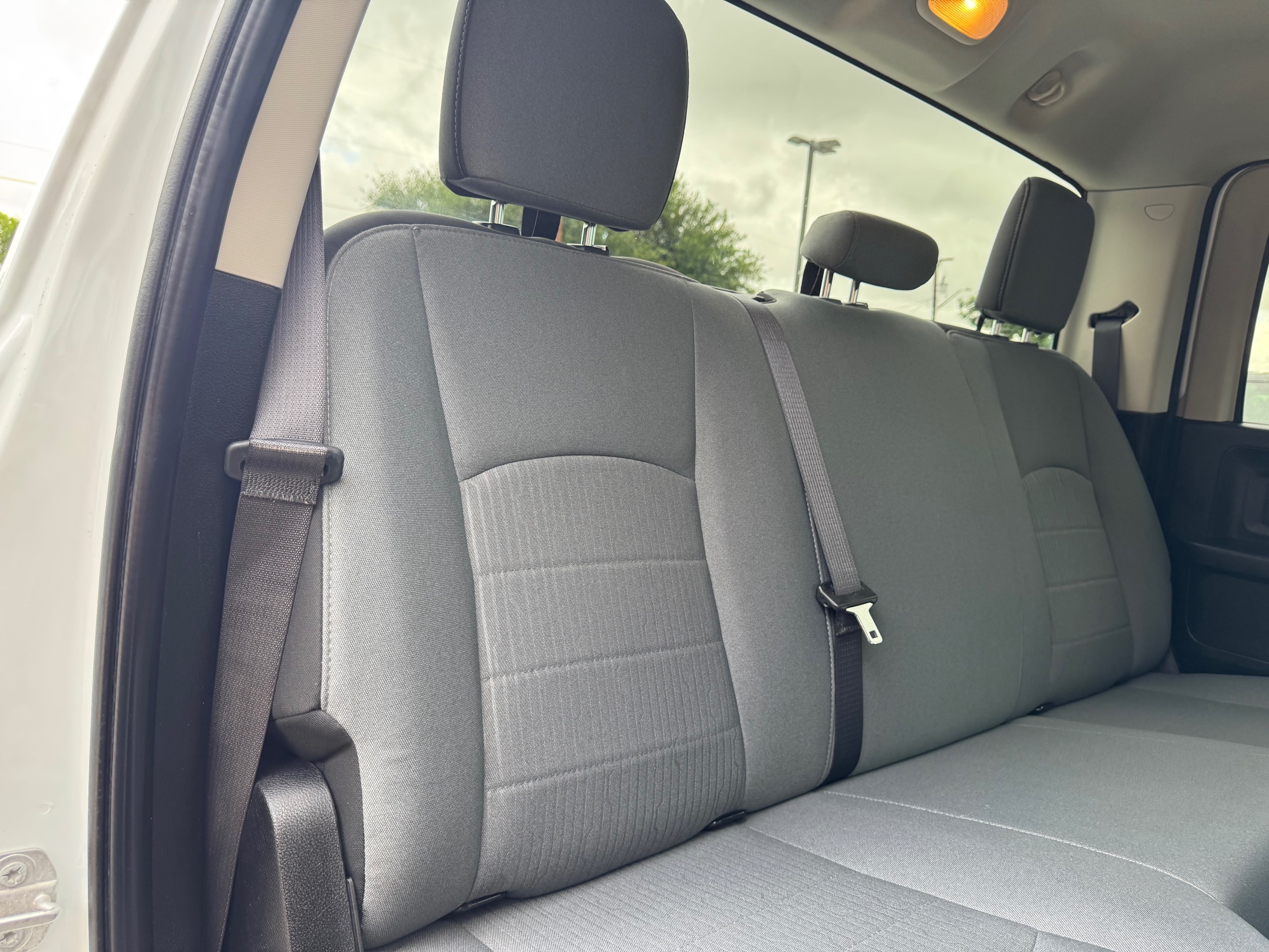 2022 RAM Ram 1500 Classic Express - Photo 32