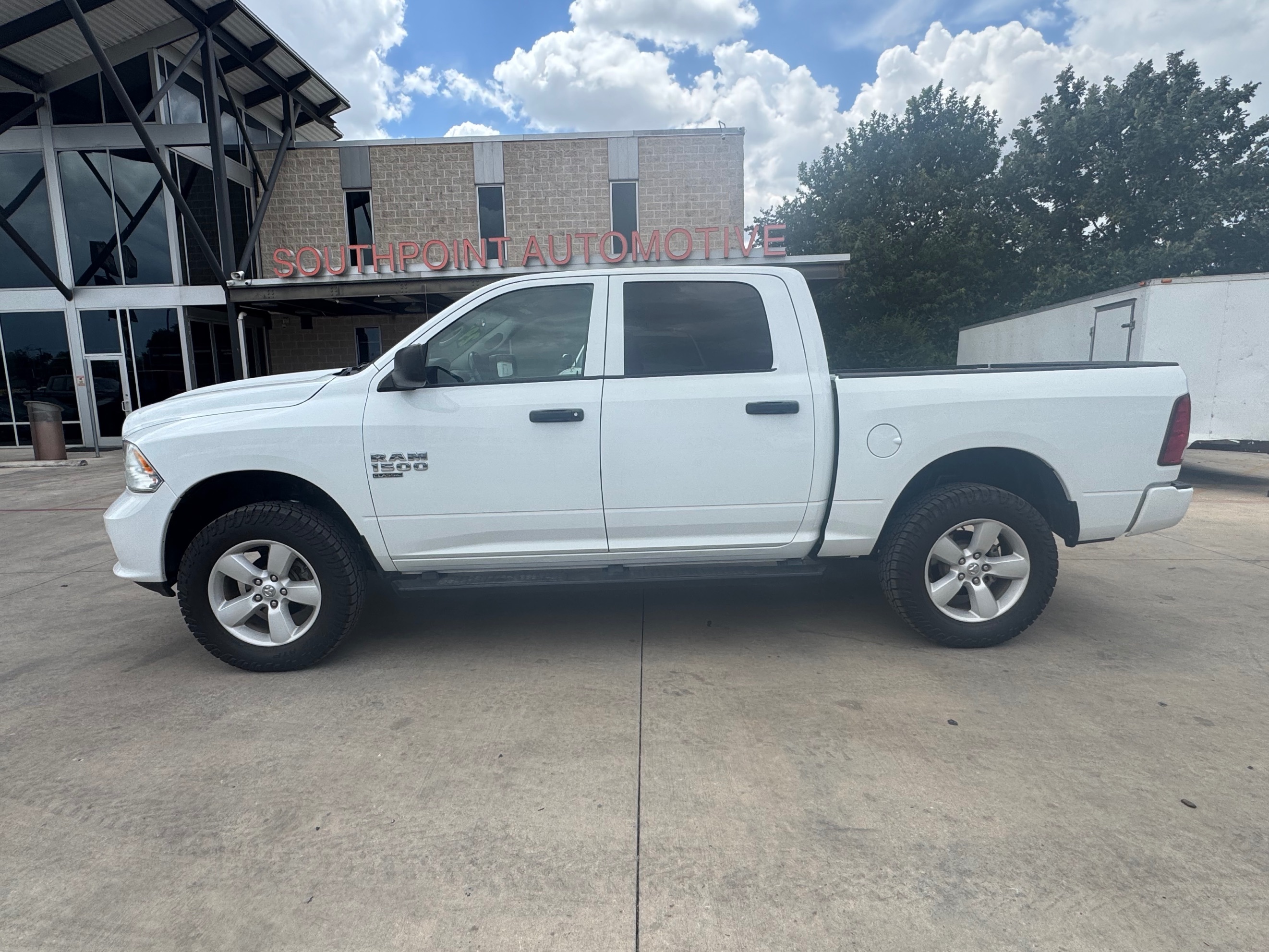 2022 RAM Ram 1500 Classic Express - Photo 8