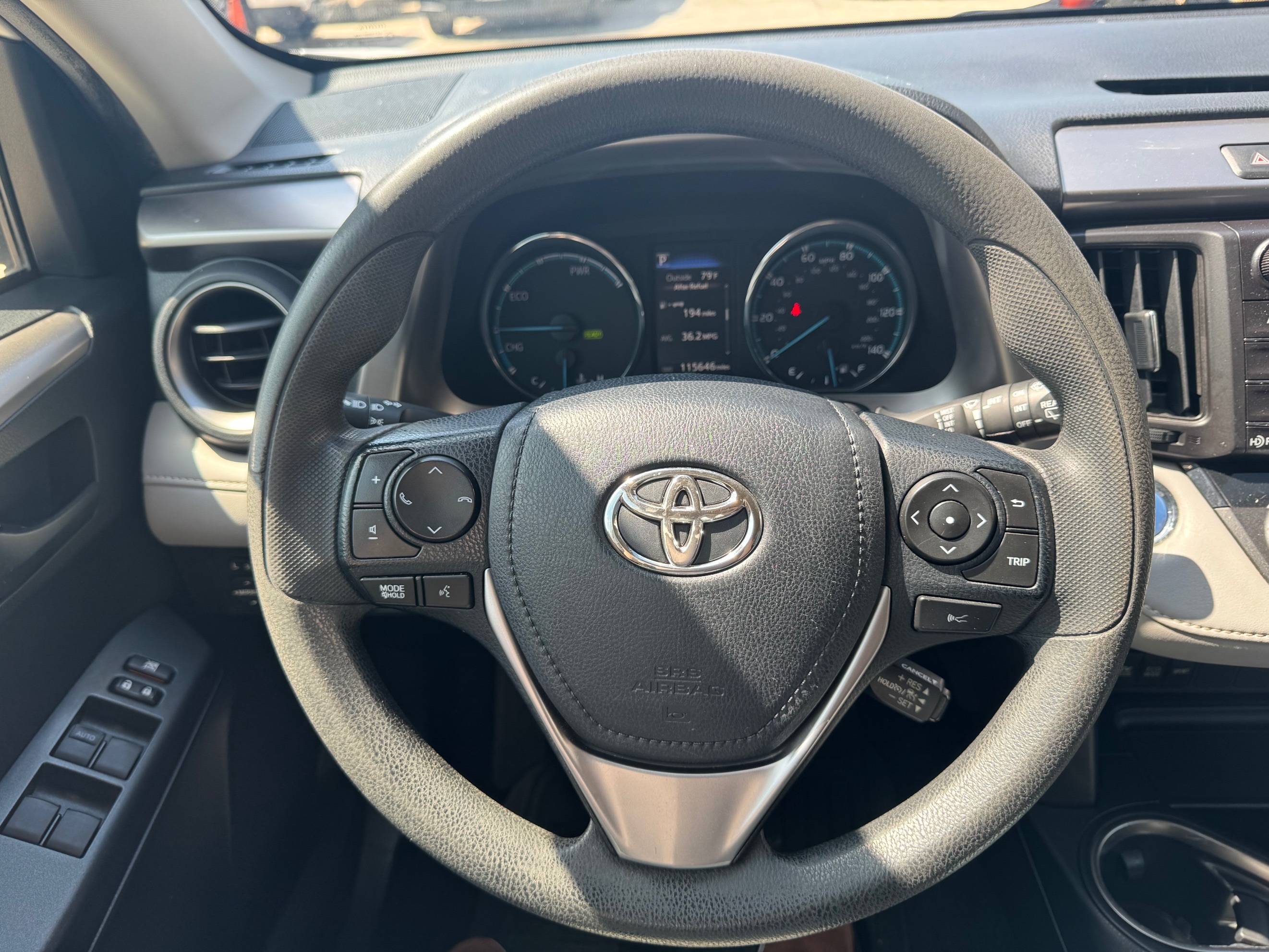 Toyota RAV4 photo 16