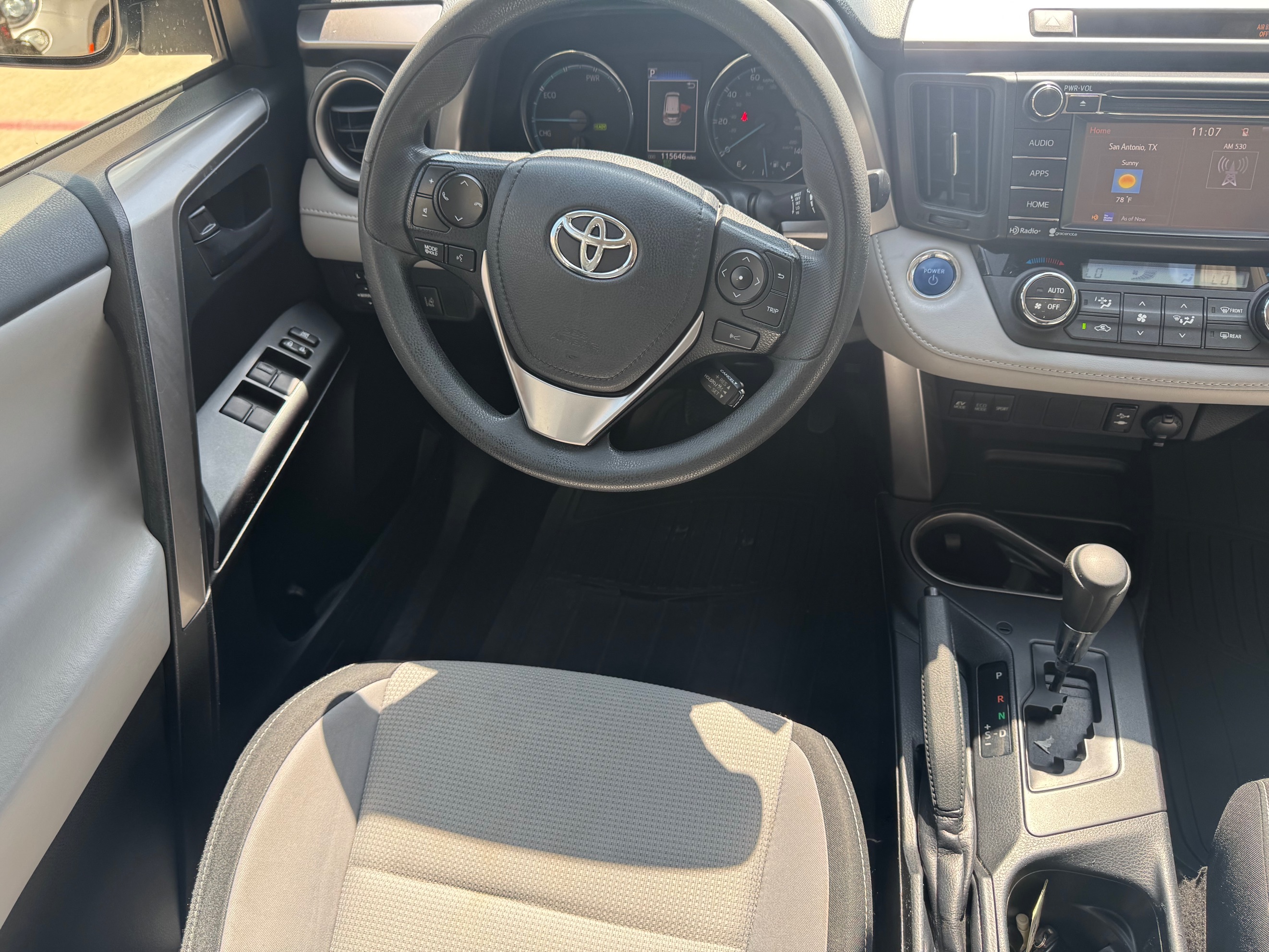 Toyota RAV4 photo 23